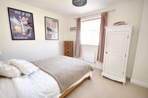 Ensuite bedroom- click for photo gallery